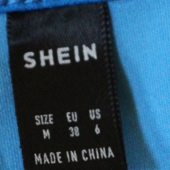 SHEIN, crop top with ruffle sleeves and hem line - Picture 8 of 9